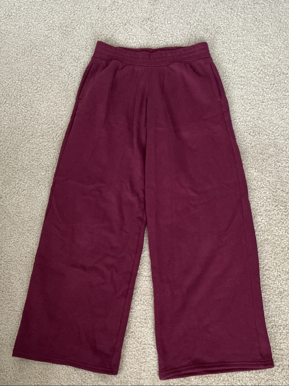 Hollister Feel Good Burgundy Red Baggy Wide-Leg Women’s Sweatpants - Size XS